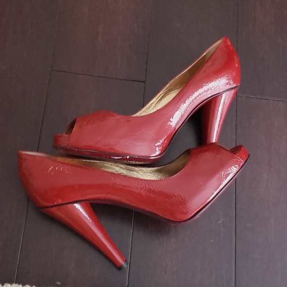 Dolce Gabbana Peep Toe Heels - Picture 6 of 11